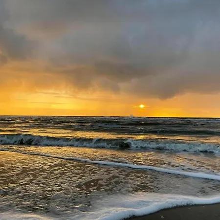 Egmond Near Semesterbostad