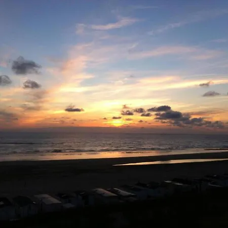 Egmond Near